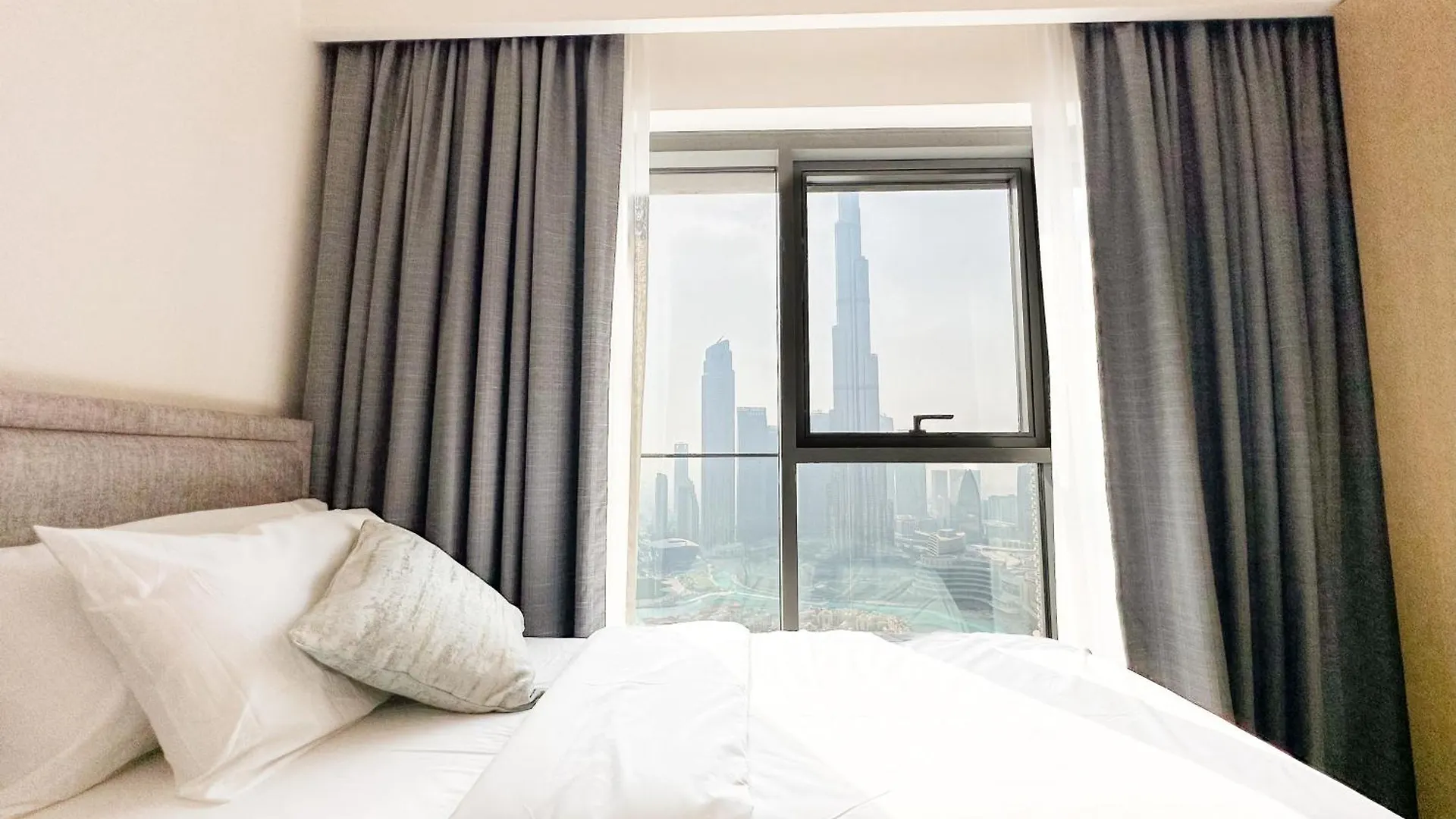 Breathtaking Burj View, Sky High Luxury 2Br Apartment By 2Nd Best Home Dubai 0*,