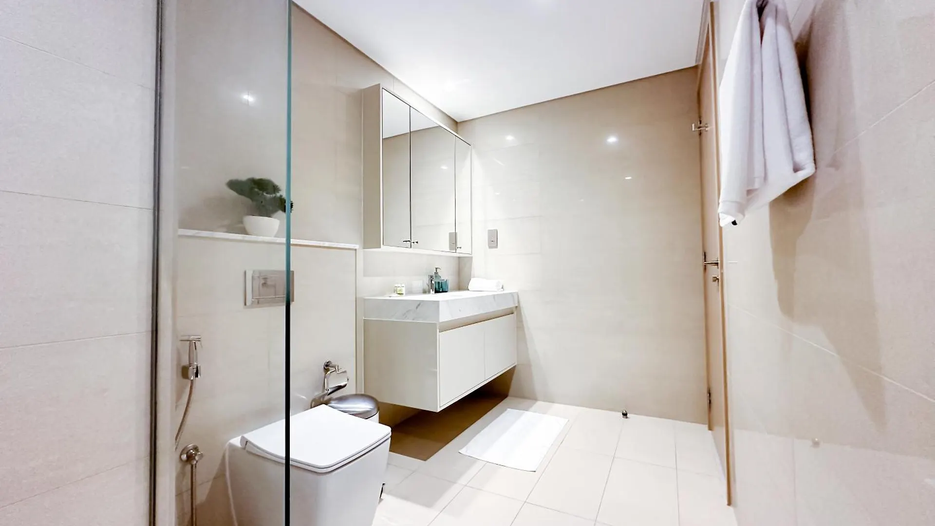 Breathtaking Burj View, Sky High Luxury 2Br Apartment By 2Nd Best Home Dubai