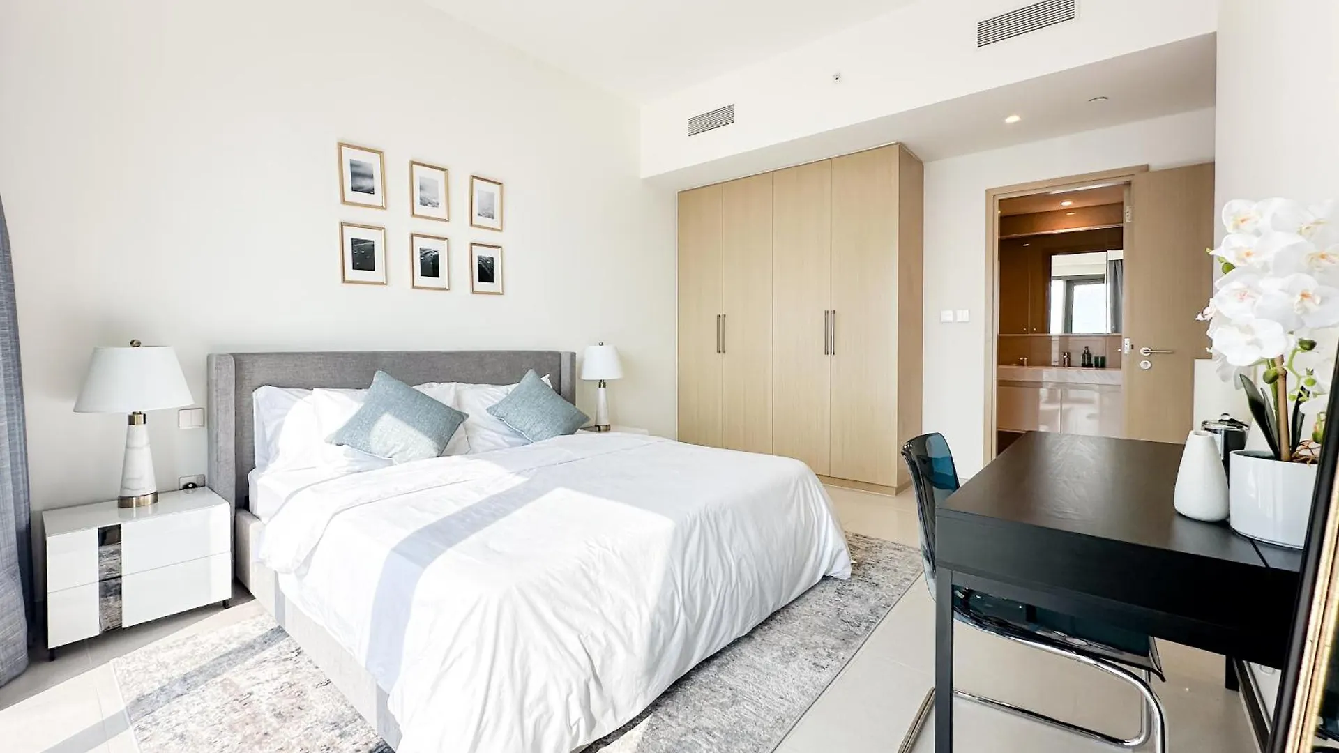 Breathtaking Burj View, Sky High Luxury 2Br Apartment By 2Nd Best Home Dubai