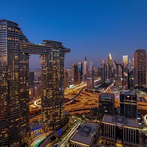 First Class 3br With Full Skyline & Sea View Dubai